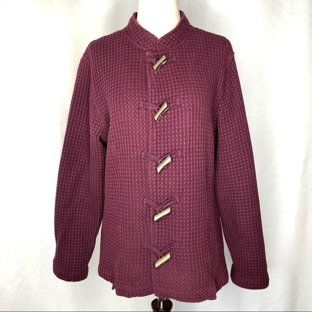 Cabela’s cotton waffle weave toggle jacket wine L